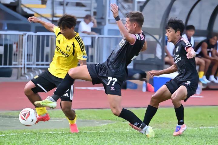 U23国足首发变换：换4个人！蒯纪闻、依木兰、向余望、彭啸先发