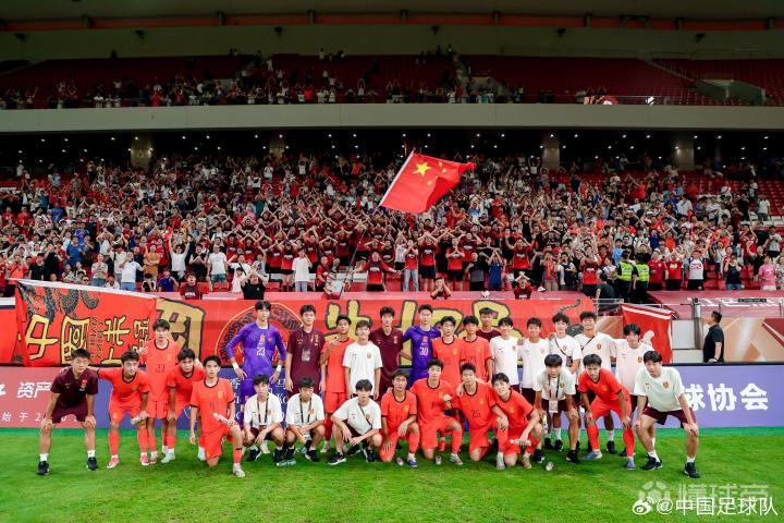 瑞典vs波兰赛前训练图集