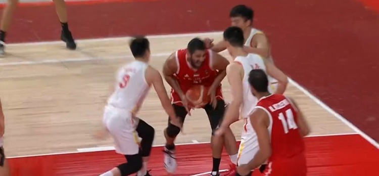 你认同吗？？？？？孙继海：若赵松源一直在清华念书，，，，错过生涯节点不可逆